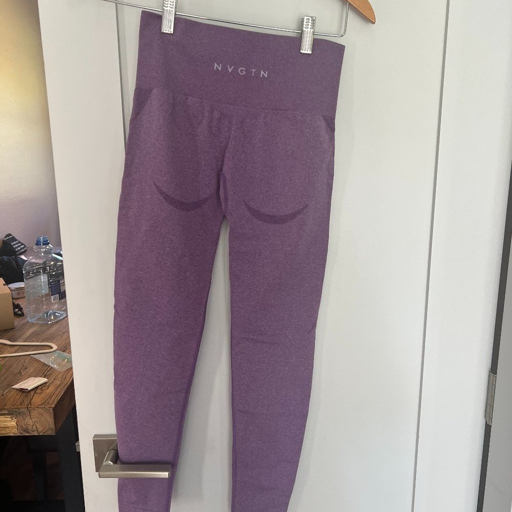 NVGTN Contour Leggings Purple Small